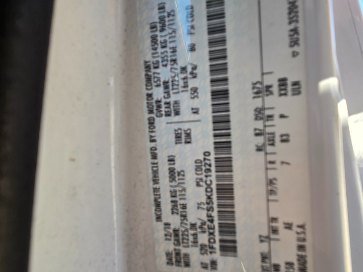 2019-ford-e450-image-25