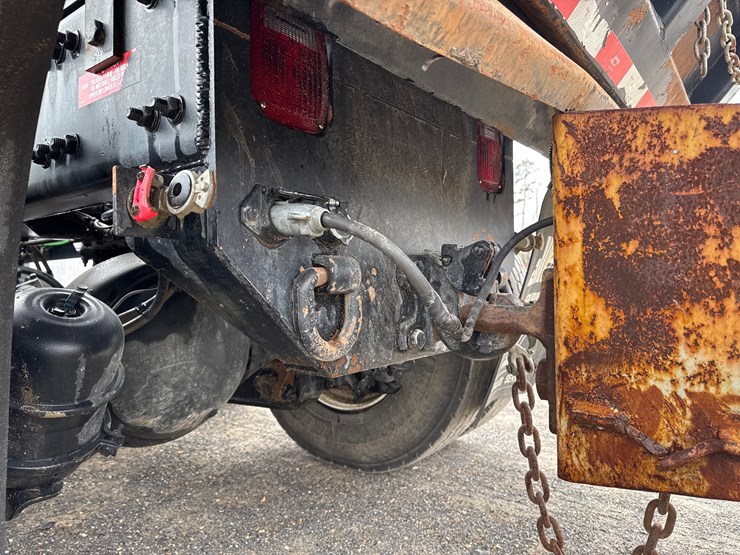 2020-western-star-4700sb-image-29