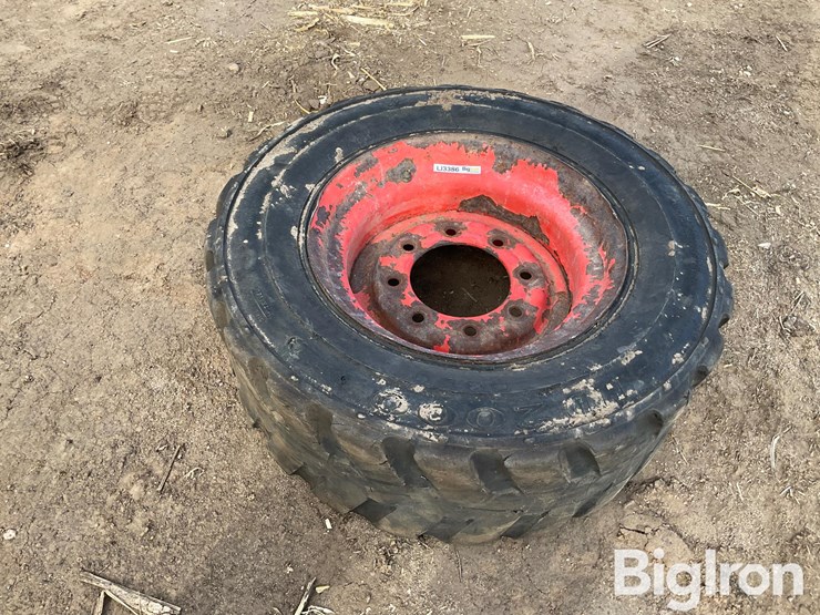 skid-steer-tire-&-rim-image-8