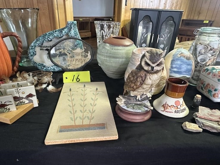 vintage-glass-collectibles-image-6