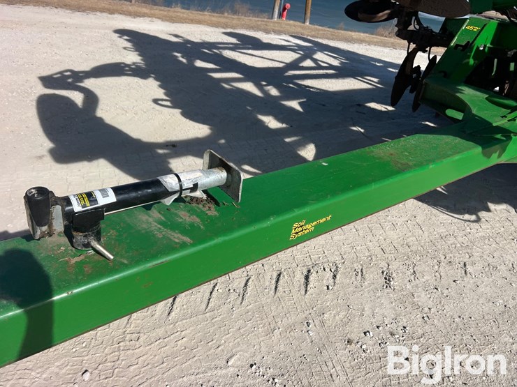 john-deere-637-image-13