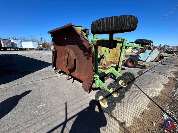 john-deere-1518-image-3
