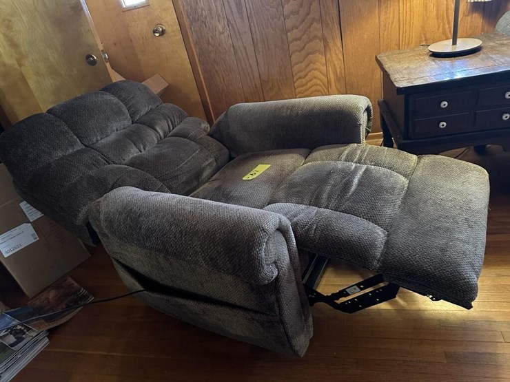 electric-powerlift-chair-image-6