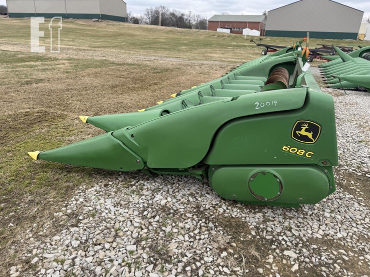 2008-john-deere-608c-image-16