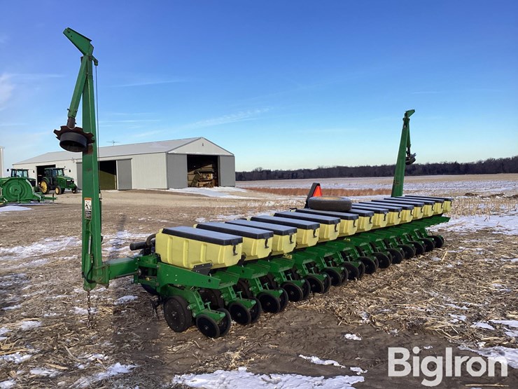 1997-john-deere-1710-image-7