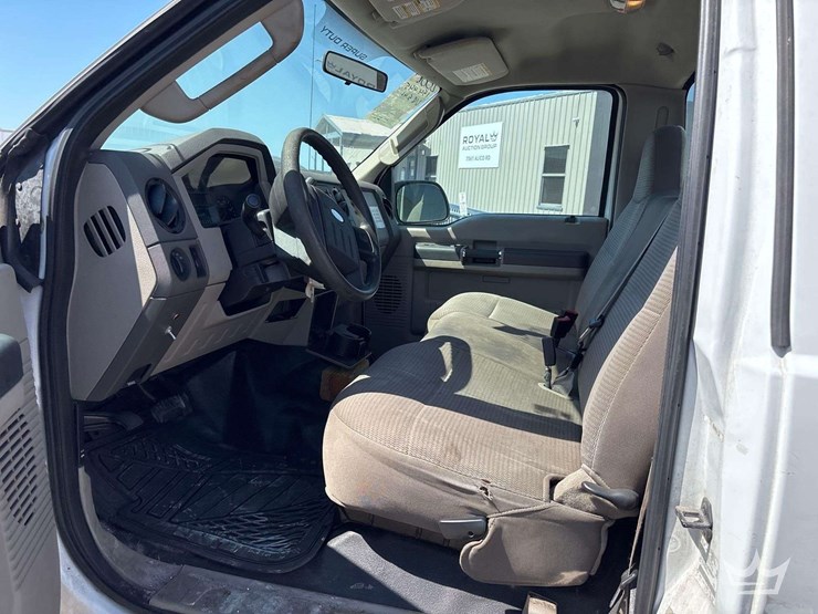 2008-ford-f250-image-12