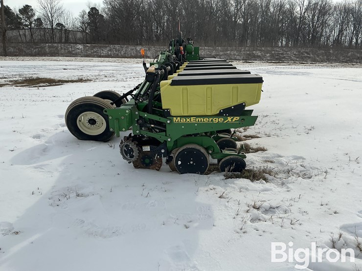 john-deere-planter-16r30”-image-8