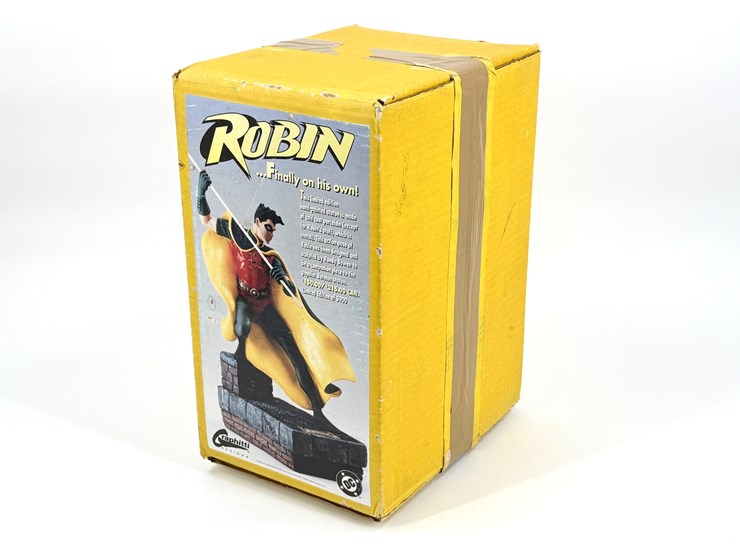 #1059-•-robin-limited-edition-dc-statue-image-7