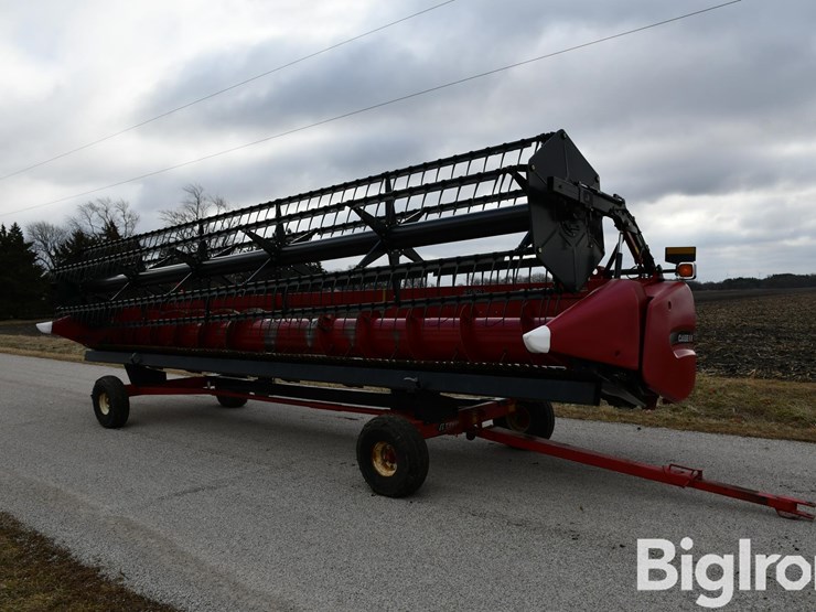 2013-case-ih-3020-image-1