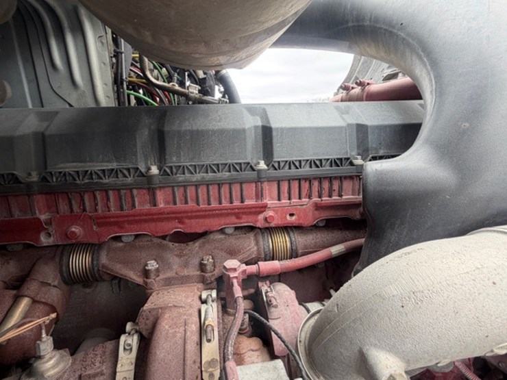 #227-•-2020-mack-anthem-image-106