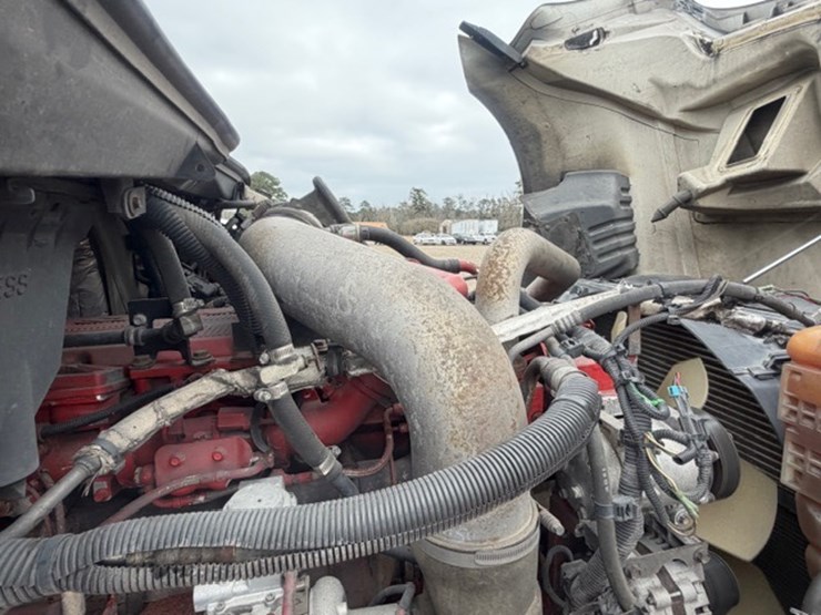 2016-international-prostar-image-70