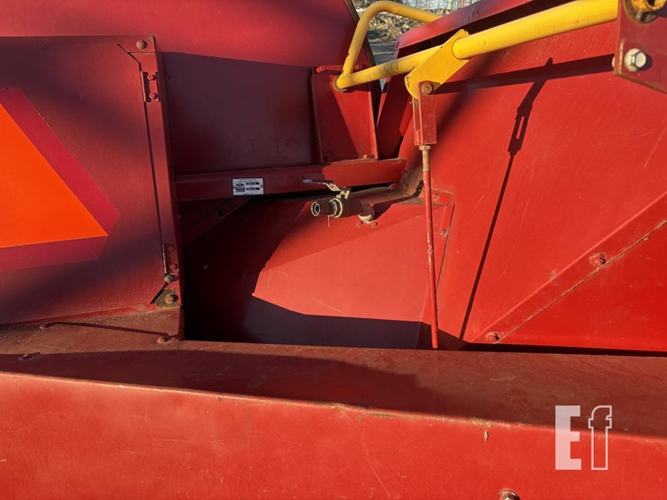 new-holland-60-image-5