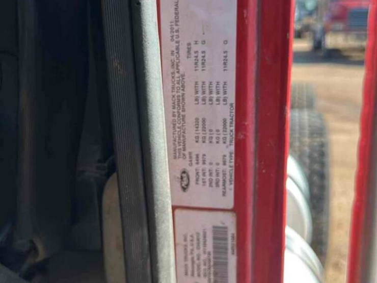 2012-mack-chu-(pinnacle)-image-12