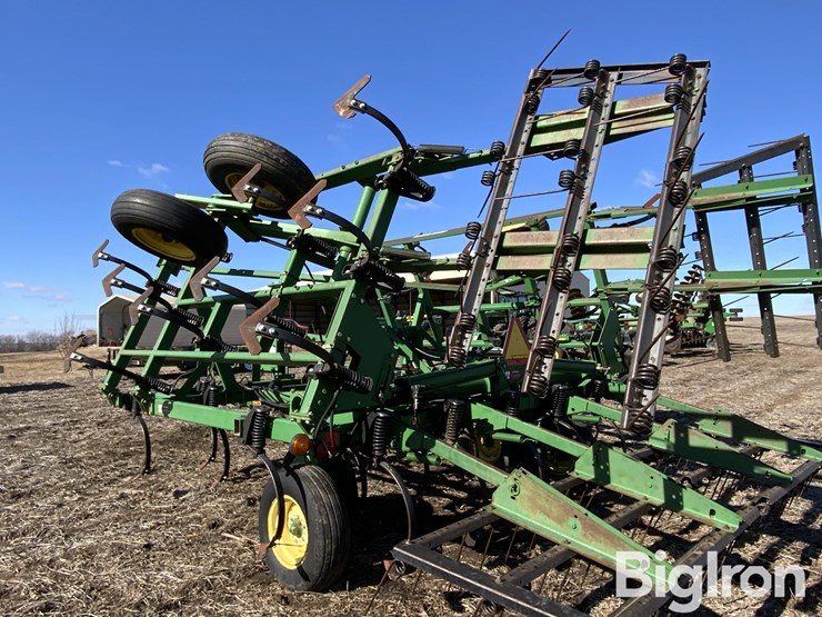 john-deere-24-image-20