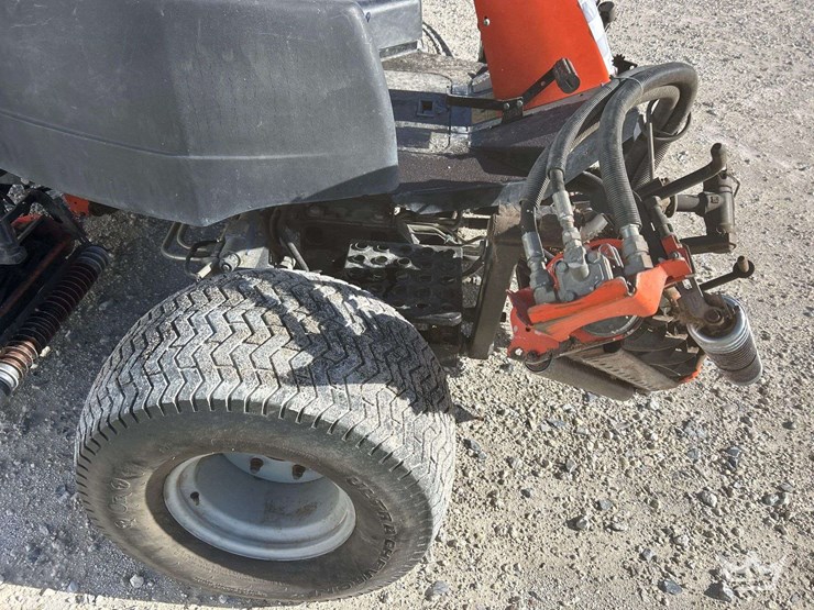 jacobsen-lf510-5-gang-100in.-commercial-reel-mower-image-19