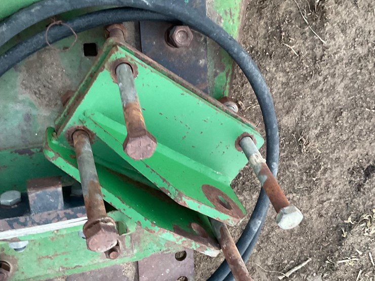 john-deere-front-mount-dozer-blade-image-17