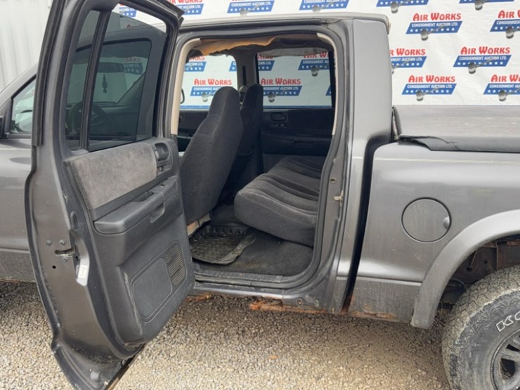 2002-dodge-dakota-image-15