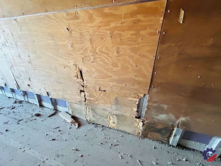 2001-utility-53-ft-image-47