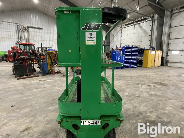 2016-jlg-1230es-image-16