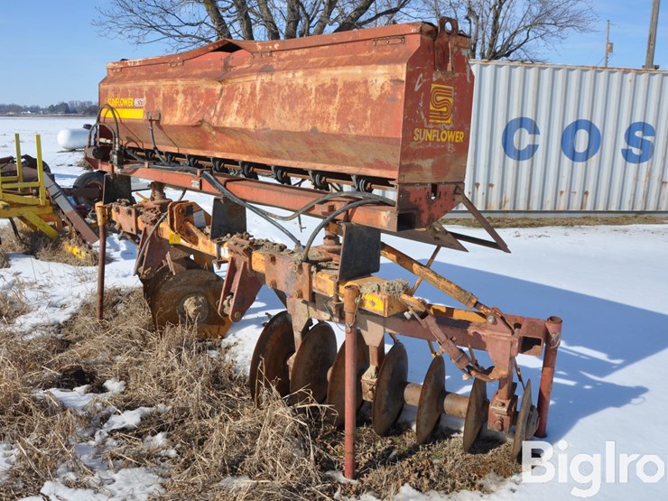 sunflower-9210-seeder-w/-levee-disk-image-1