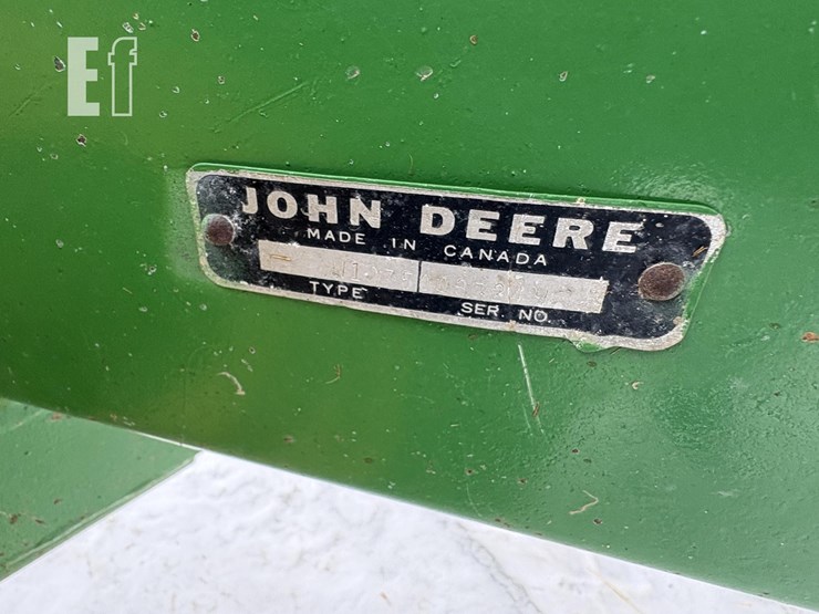 john-deere-250-image-16