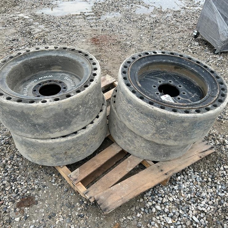 33-12-20 Solid Skid Steer Tires