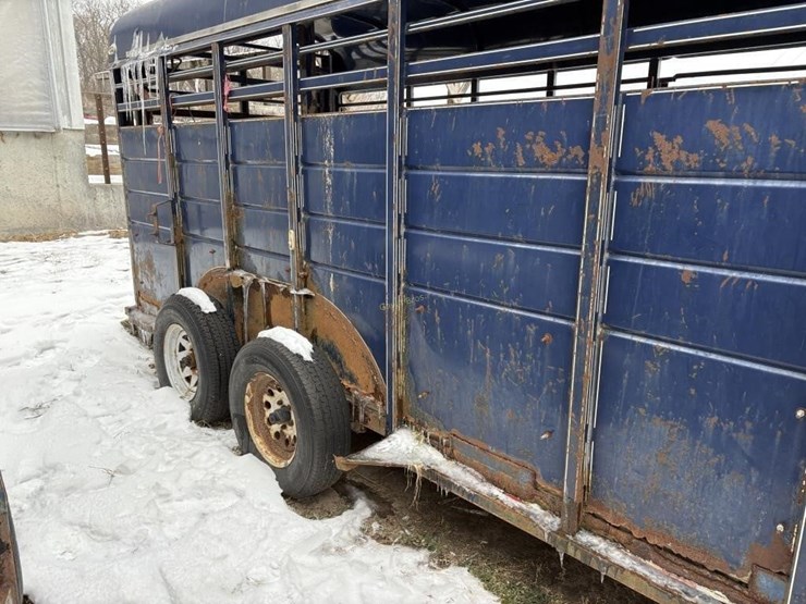 2007-chaparall-livestock-trailer---off-site-image-8