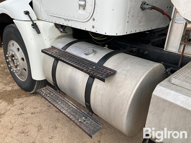 2001-international-2001-image-19