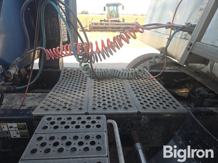 2003-kenworth-t600-image-11