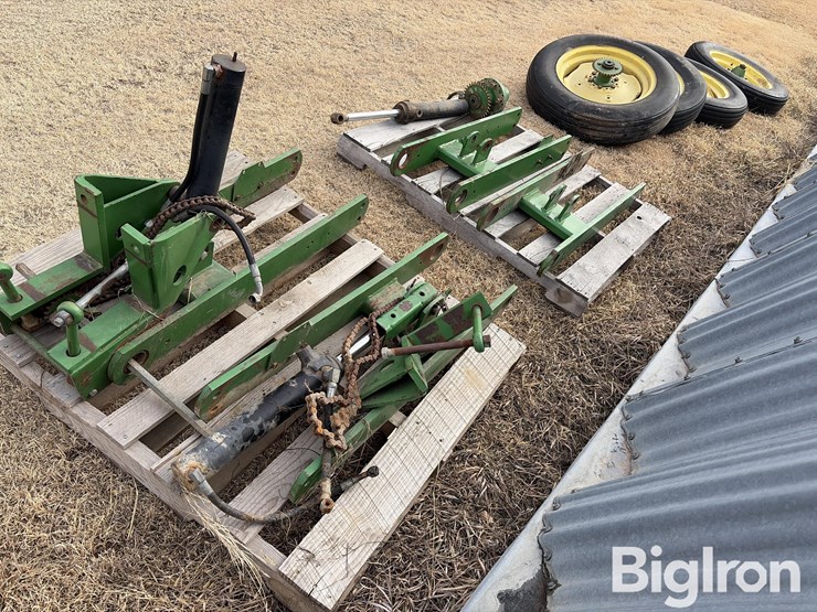 john-deere-1770-wheels-&-drive-frames-image-5