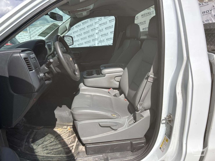 2016-chevrolet-silverado-1500-image-12