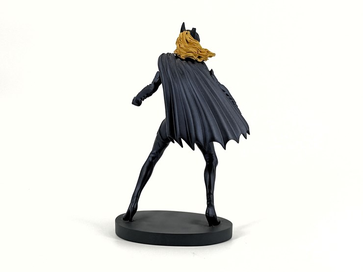 #1057-•-batman-and-robin-batgirl-figurine-image-5