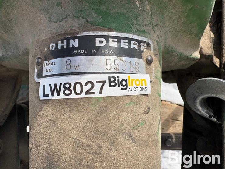john-deere-8-image-14