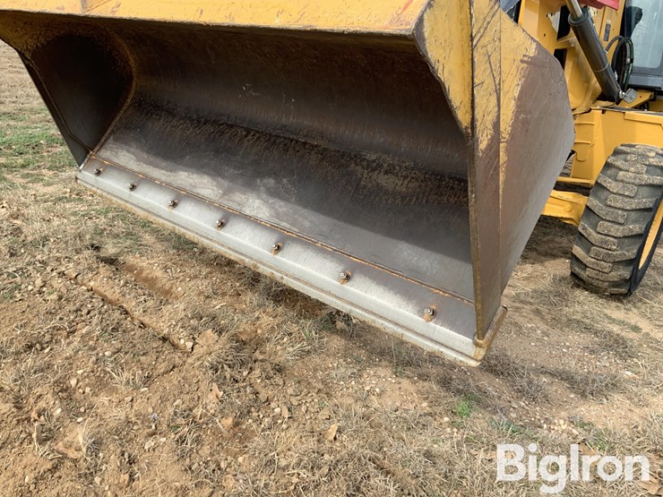 2023-deere-310g-image-9