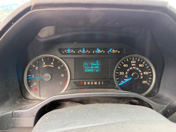 2016-ford-f150-image-10