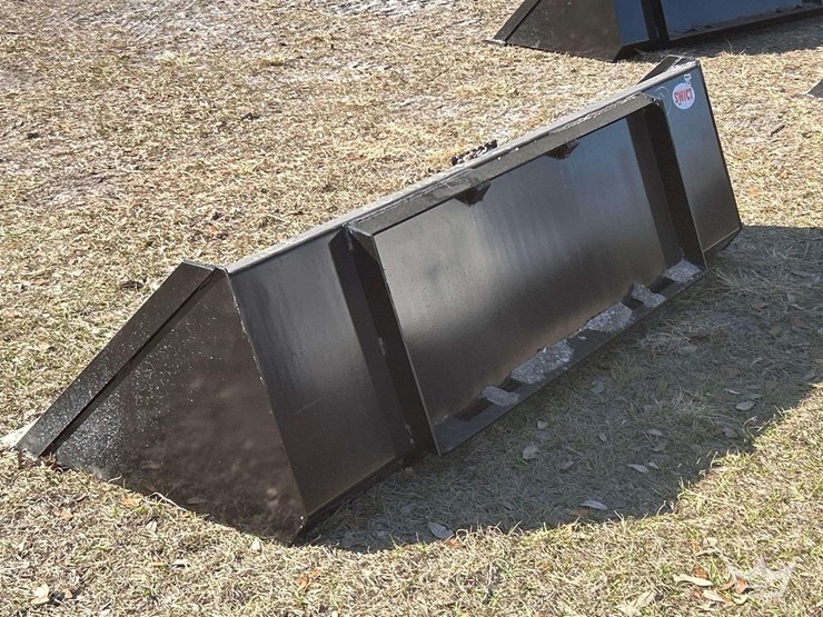 2025-swict-72in.-bucket-skid-steer-attachment-image-4