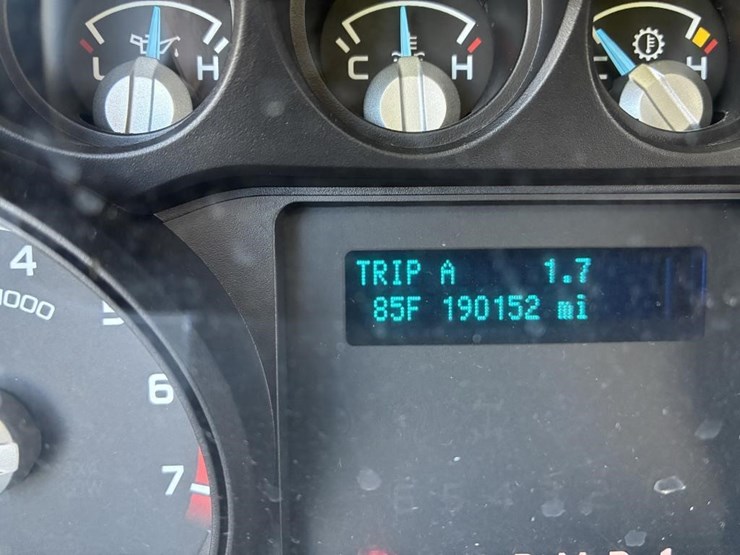 2012-ford-f250-image-17