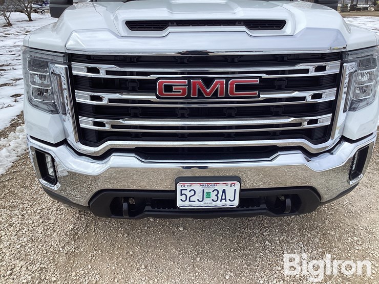 2022-gmc-sierra-3500-image-17