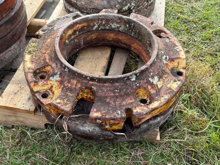 (4)-minneapolis-moline-rear-wheel-weights-image-2