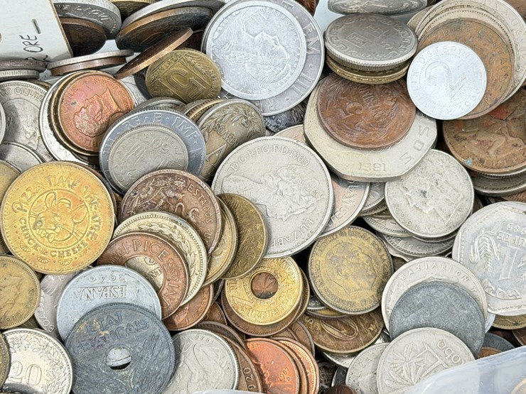 #32227-•-miscellaneous-foreign-coins-image-8