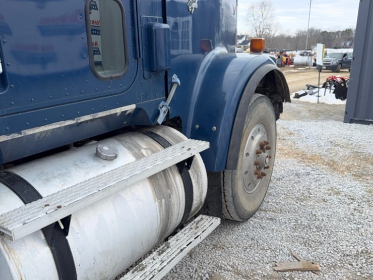 1998-international-9300-image-30