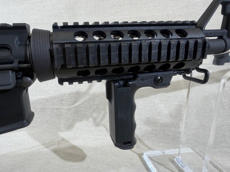 #213-•-bushmaster-model-xm15-e2s-ar-rifle-image-28
