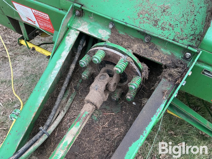 1985-john-deere-530-image-13