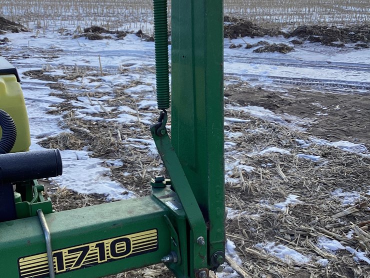 1997-john-deere-1710-image-9