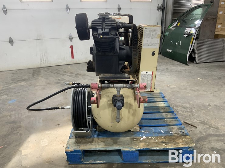 2017-honda-gx390-image-8