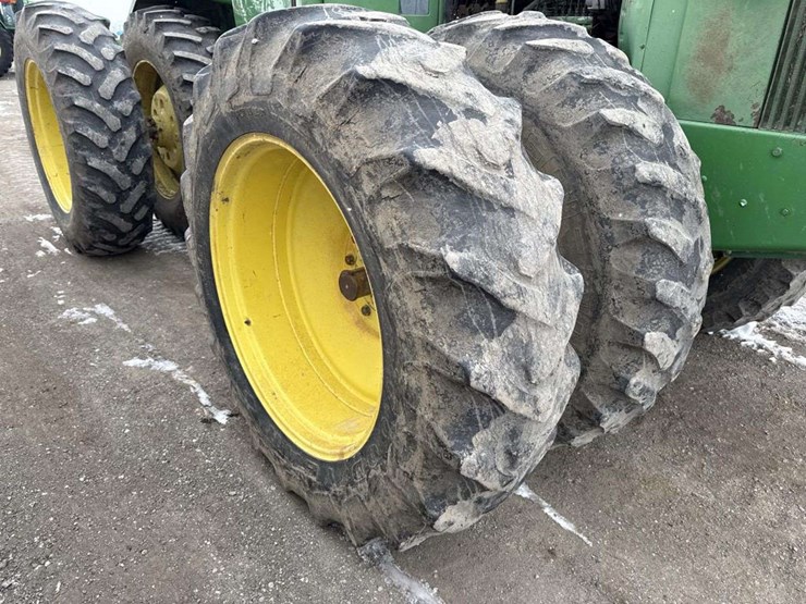 john-deere-8440-image-17