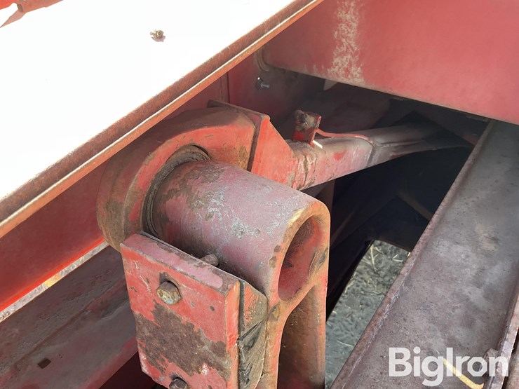 1971-new-holland-1282-image-14