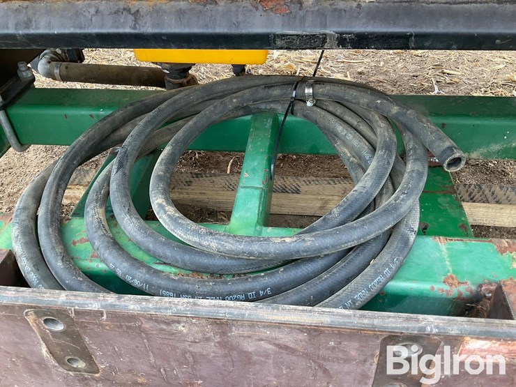 front-mount-fertilizer-tank-image-19