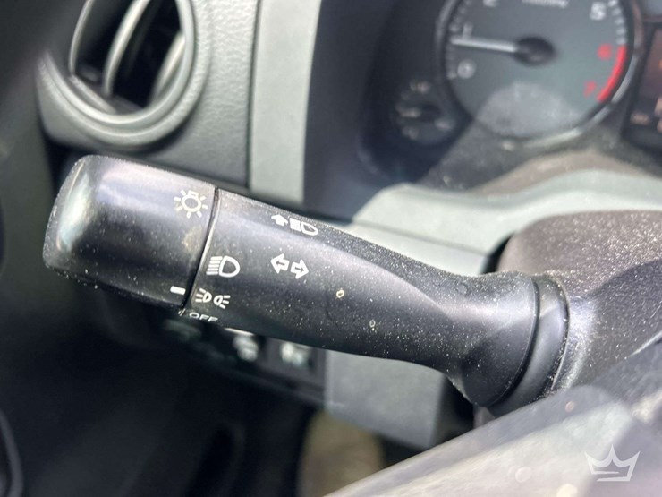 2017-toyota-tundra-image-15