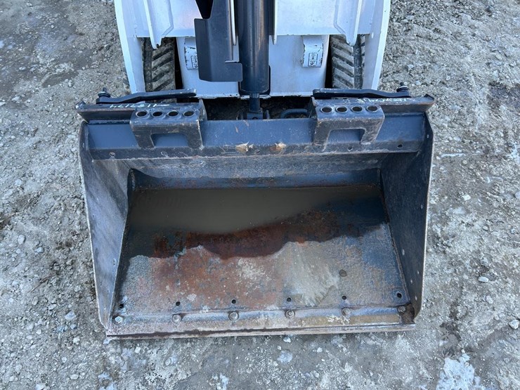 2019-bobcat-mt85-image-9